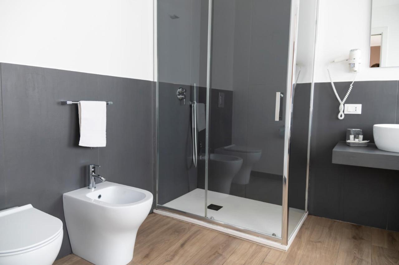 Ruggero Settimo - Room & Suite Palermo Exterior photo