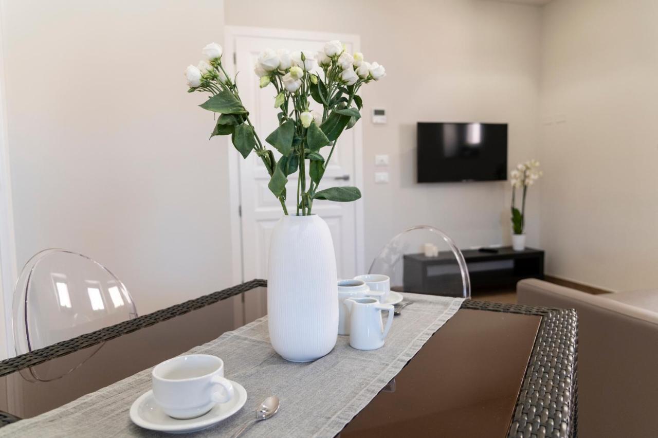 Ruggero Settimo - Room & Suite Palermo Exterior photo